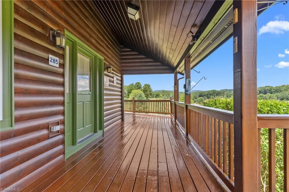 285 Black Bear Ridge Road Sparta, NC 28675