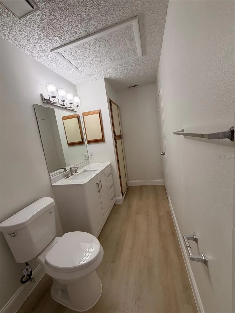 232 AFTON SQUARE #309 Altamonte Springs, FL 32714