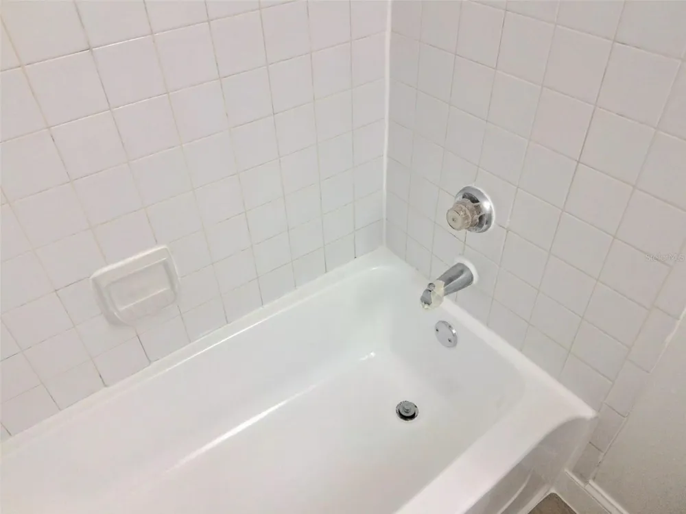232 AFTON SQUARE #309 Altamonte Springs, FL 32714