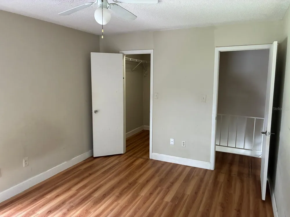 4361 SHADOW CREST PLACE #32-3 Orlando, FL 32811