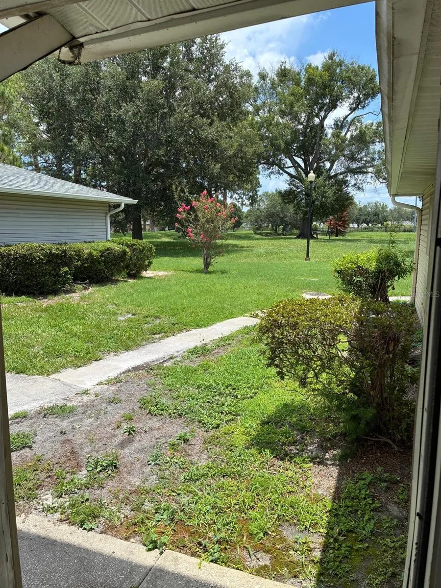 4361 SHADOW CREST PLACE #32-3 Orlando, FL 32811