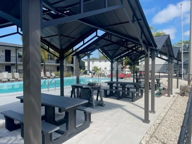 675 INDIAN ROCKS ROAD #106D Belleair Bluffs, FL 33770