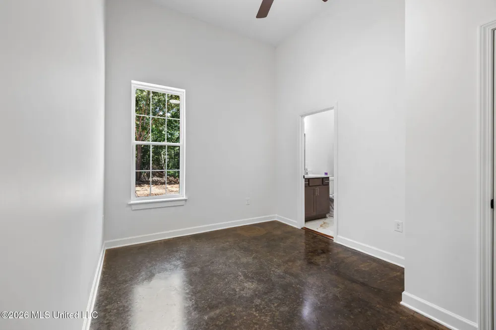70 Wall Hill Farms Byhalia, MS 38611