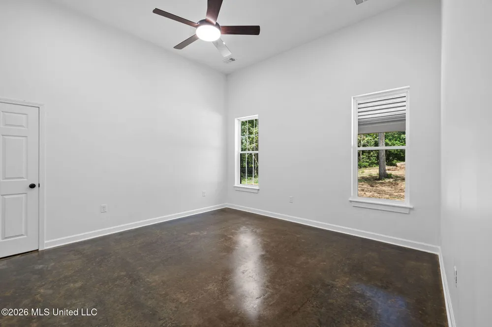 70 Wall Hill Farms Byhalia, MS 38611
