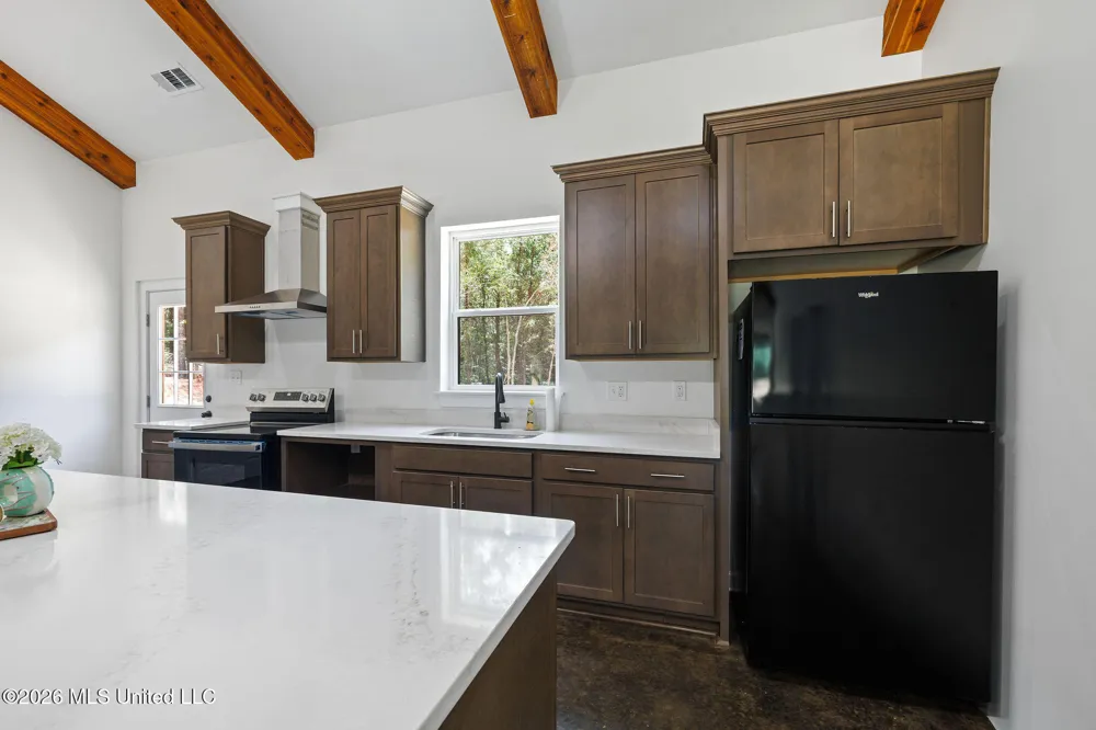 70 Wall Hill Farms Byhalia, MS 38611