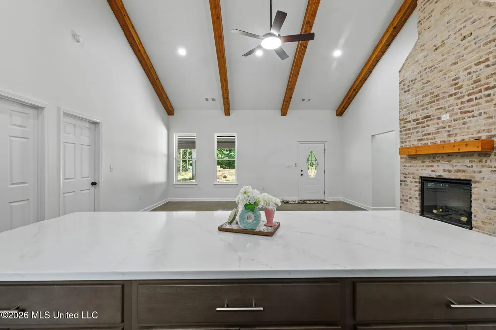 70 Wall Hill Farms Byhalia, MS 38611
