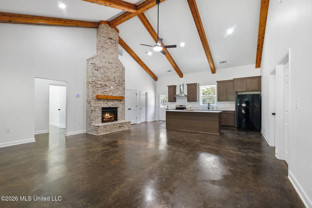 70 Wall Hill Farms Byhalia, MS 38611