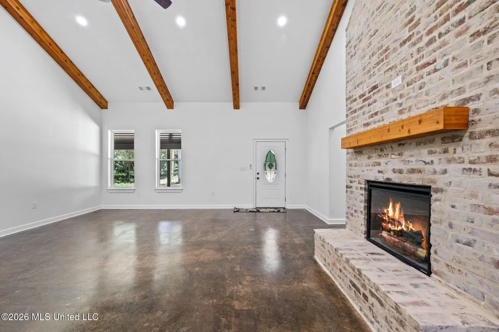 70 Wall Hill Farms Byhalia, MS 38611
