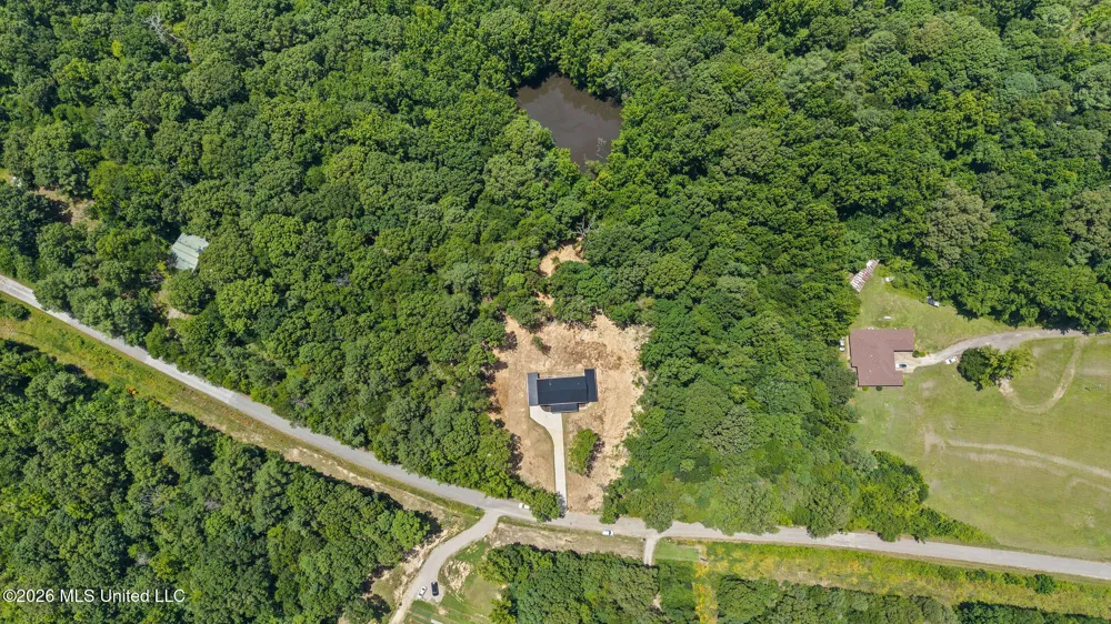 70 Wall Hill Farms Byhalia, MS 38611