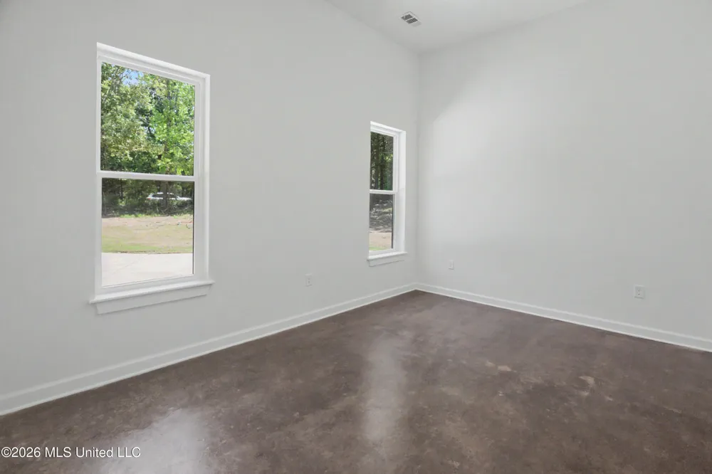 70 Wall Hill Farms Byhalia, MS 38611