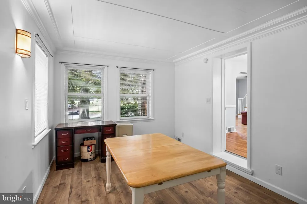 120 LEJUNE Cinnaminson, NJ 08077