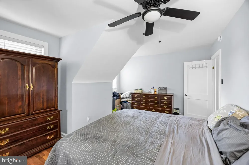 120 LEJUNE Cinnaminson, NJ 08077