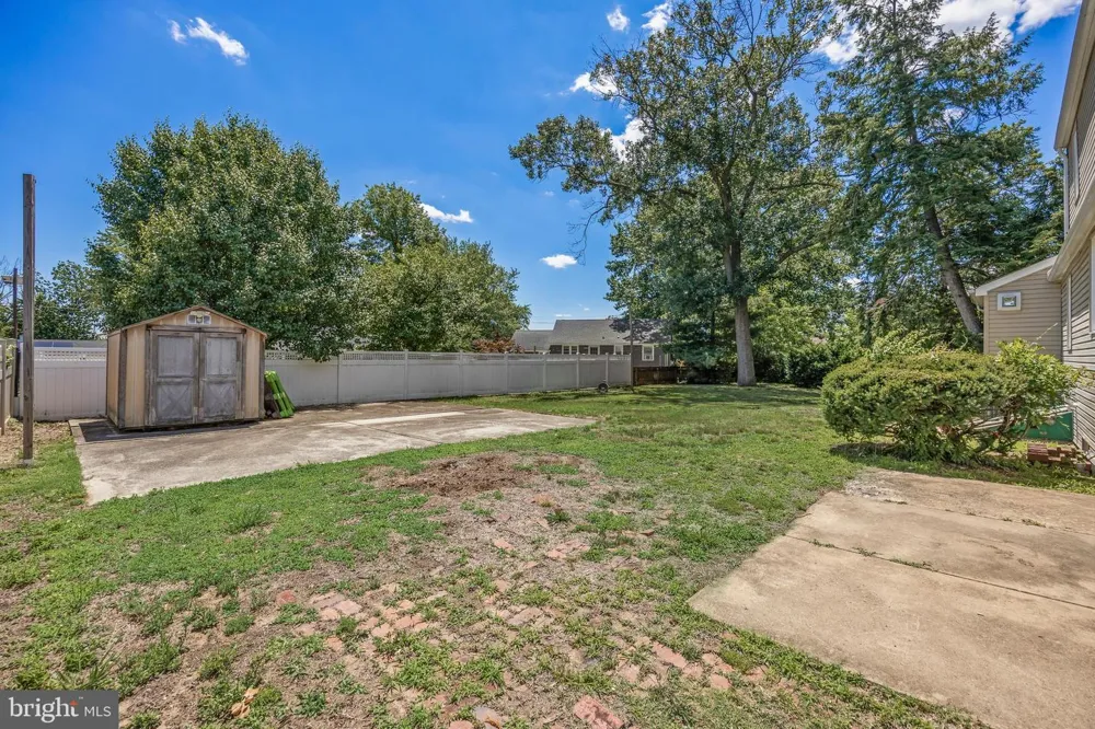 120 LEJUNE Cinnaminson, NJ 08077