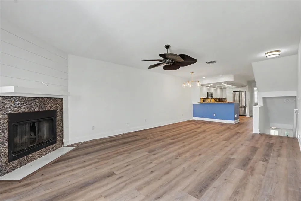 269 MADEIRA CIRCLE St Petersburg, FL 33715