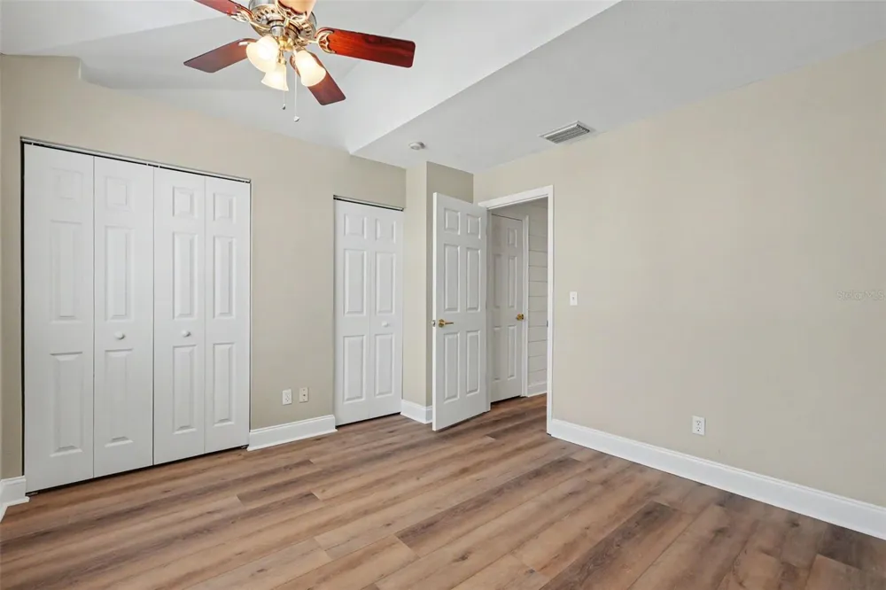 269 MADEIRA CIRCLE St Petersburg, FL 33715