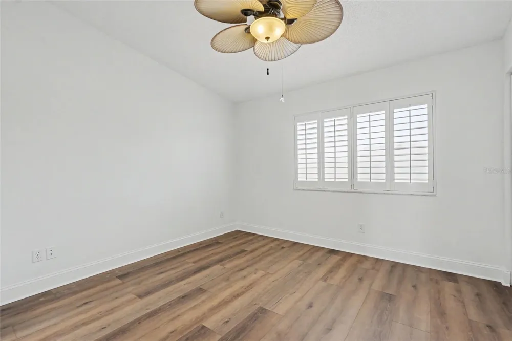269 MADEIRA CIRCLE St Petersburg, FL 33715