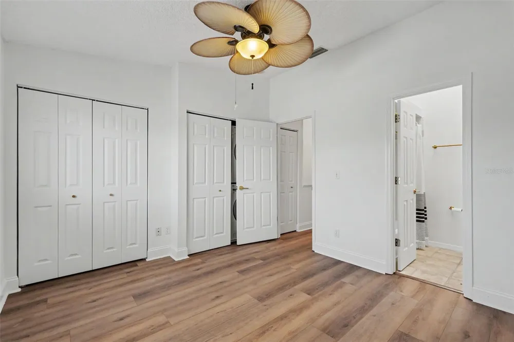 269 MADEIRA CIRCLE St Petersburg, FL 33715