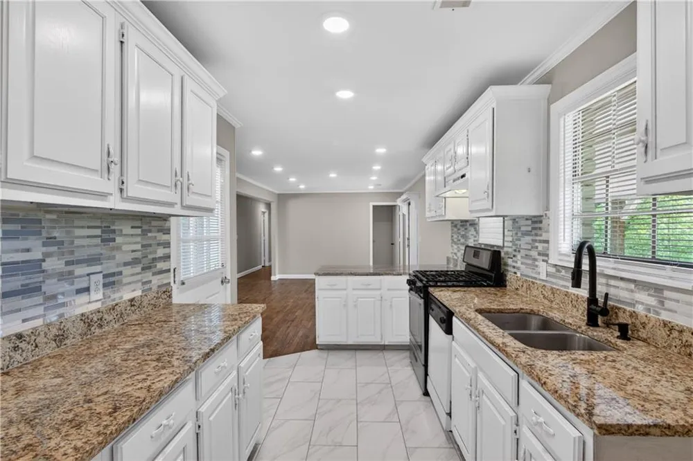 1780 Boyd Drive Rocky Face, GA 30740