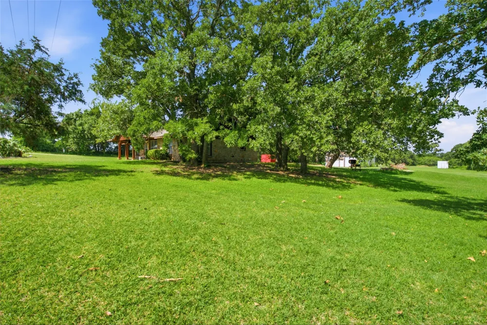 3200 Fairview Road Millsap, TX 76066