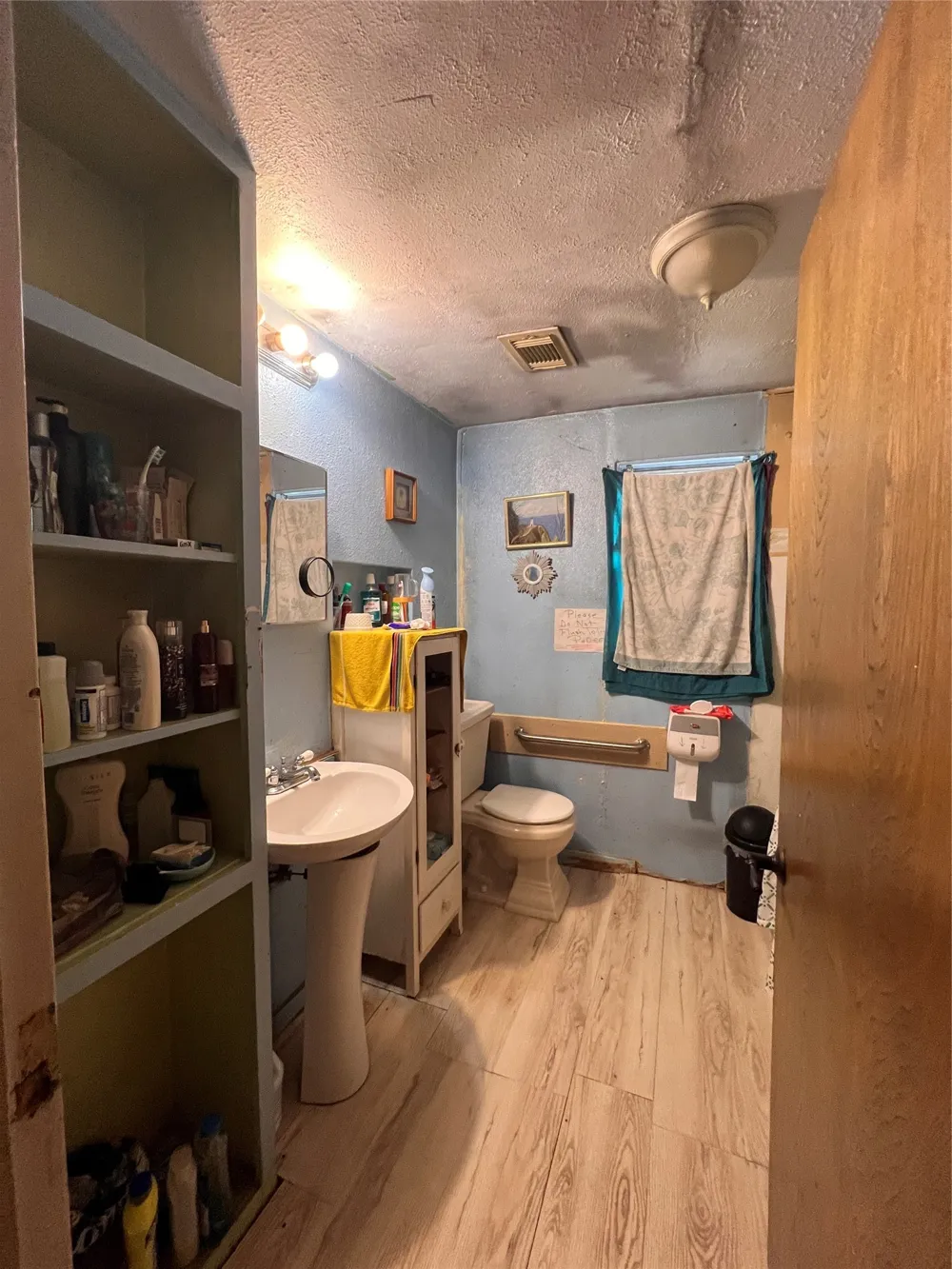 762 Scott Street Tye, TX 79563
