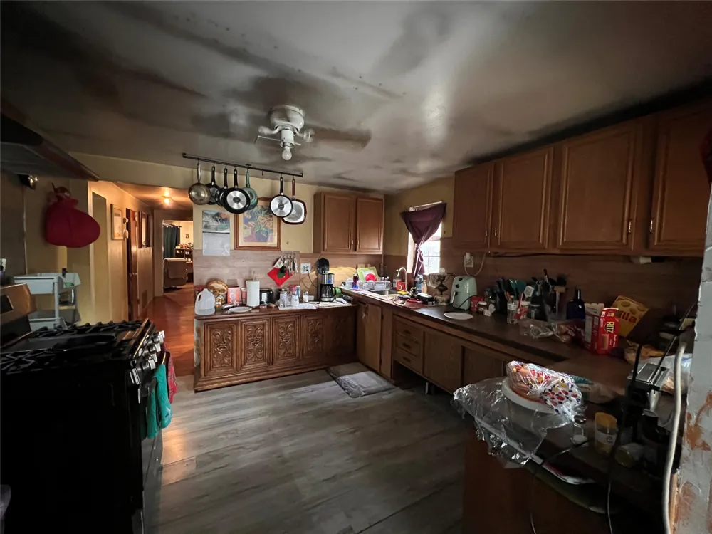 762 Scott Street Tye, TX 79563