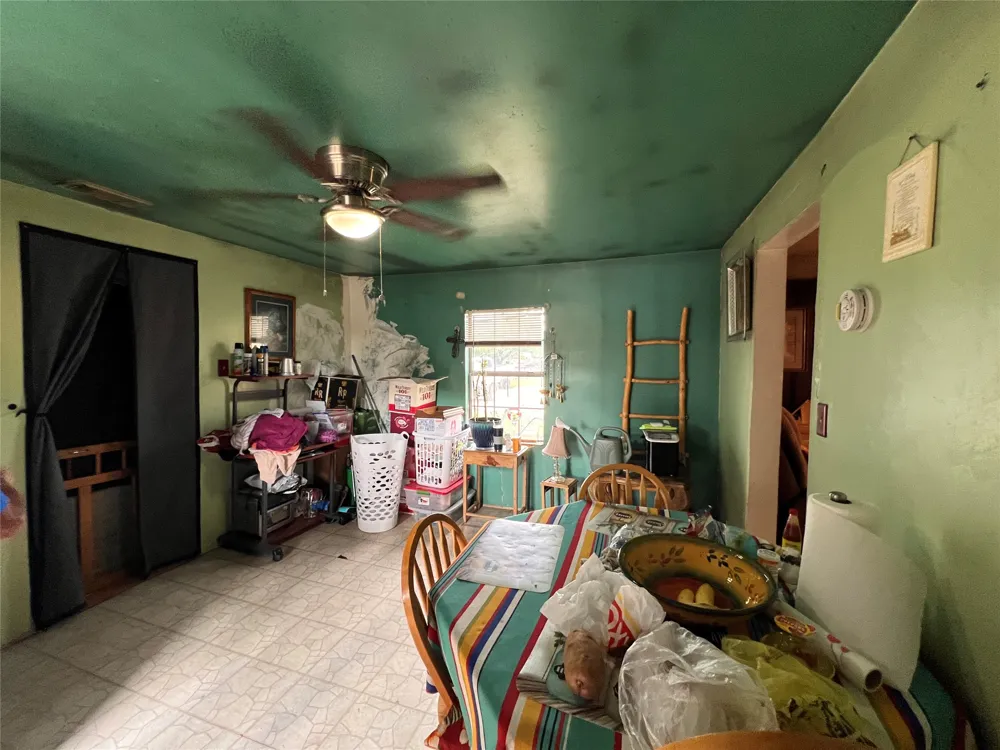 762 Scott Street Tye, TX 79563