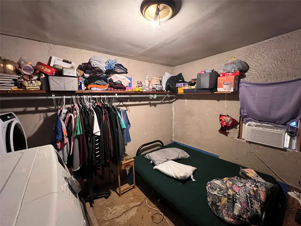 762 Scott Street Tye, TX 79563