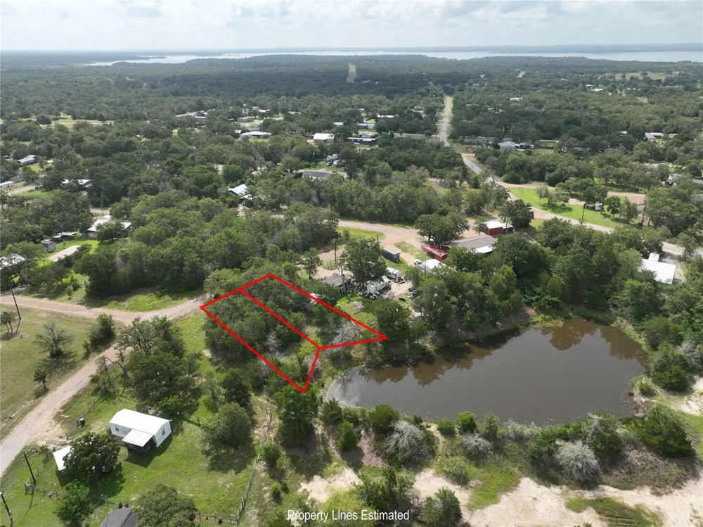 125 Lakeview Loop Somerville, TX 77879
