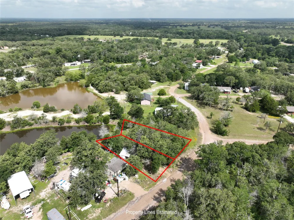 125 Lakeview Loop Somerville, TX 77879