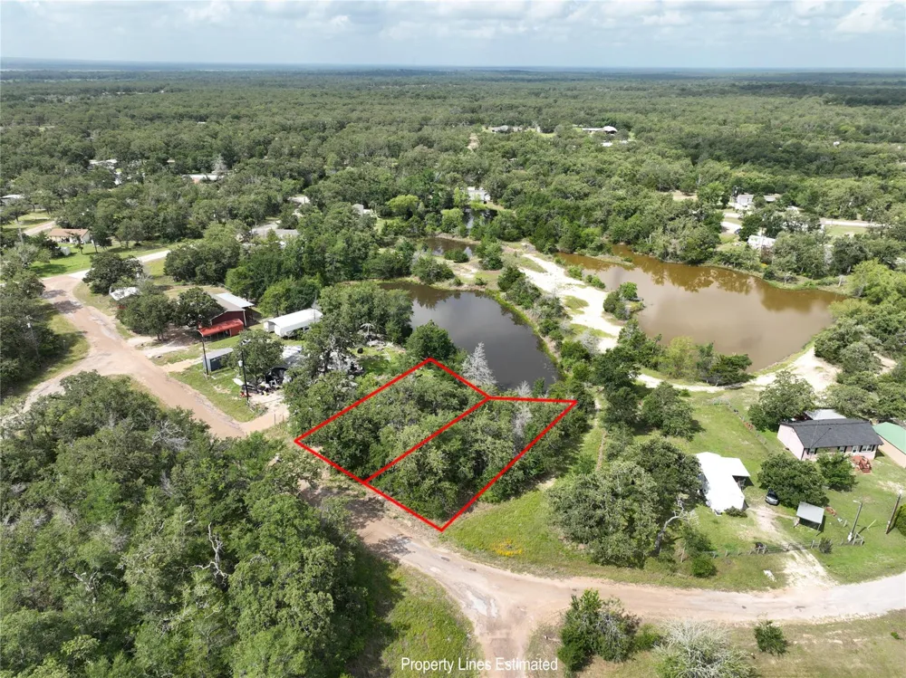 125 Lakeview Loop Somerville, TX 77879