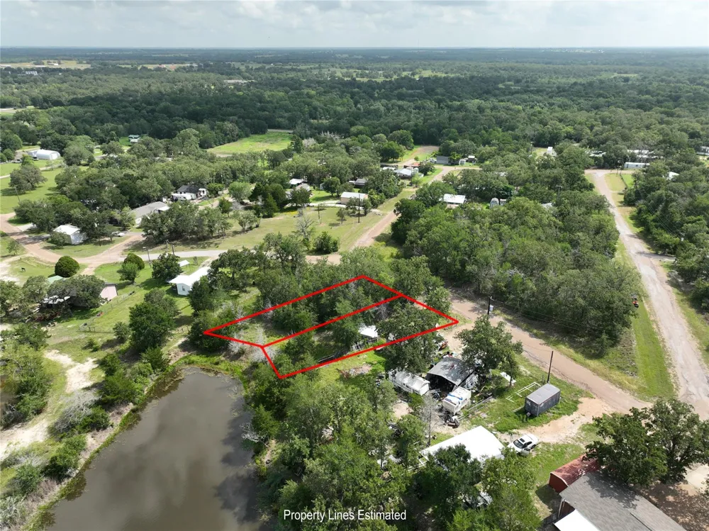 125 Lakeview Loop Somerville, TX 77879
