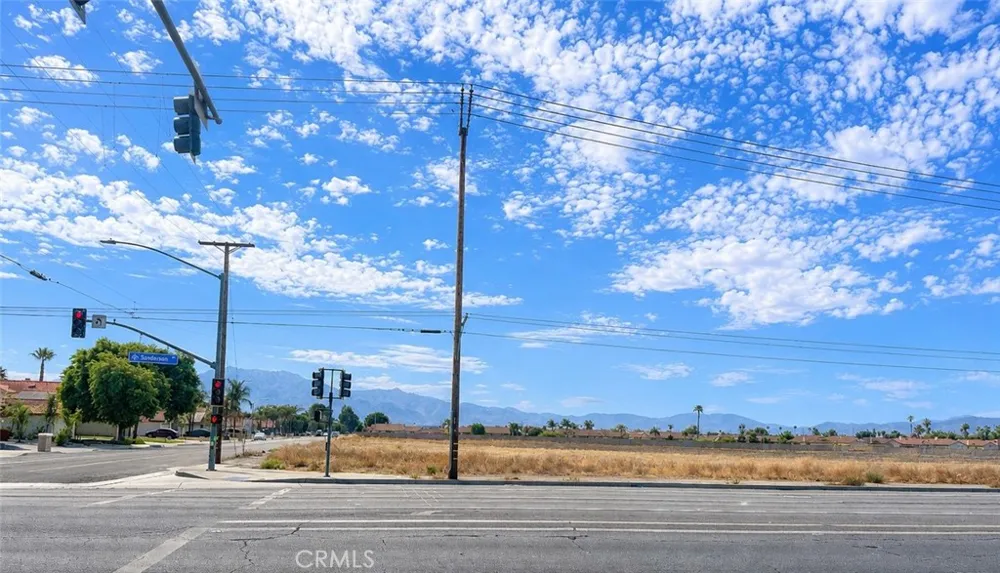 SEC Fruitvalle/Sanderson Hemet, CA 92545