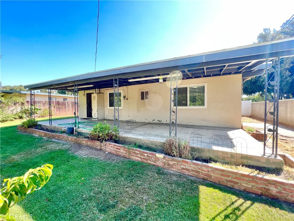3085 Kathleen Street Riverside, CA 92506