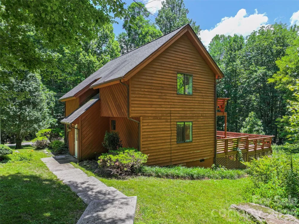 25 Little Creek Lane Maggie Valley, NC 28751