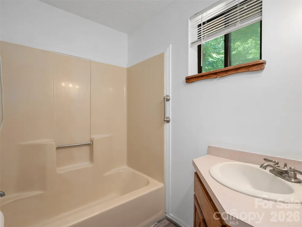 25 Little Creek Lane Maggie Valley, NC 28751
