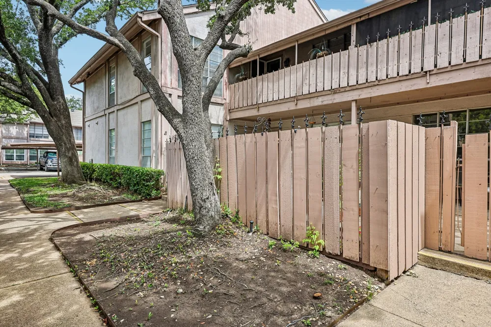 10578 High Hollows Drive #268 Dallas, TX 75230