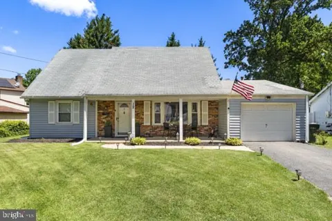 12 ELRIDGE LANE