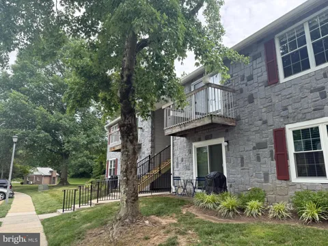 18 QUINCE COURT