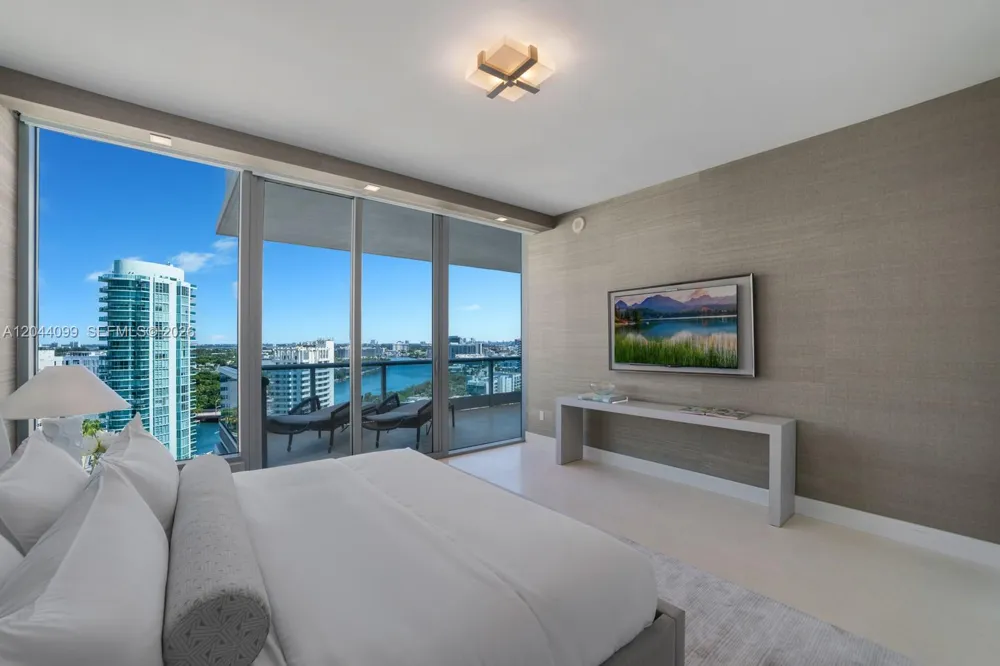 5959 Collins Ave #1804/1805 Miami Beach, FL 33140