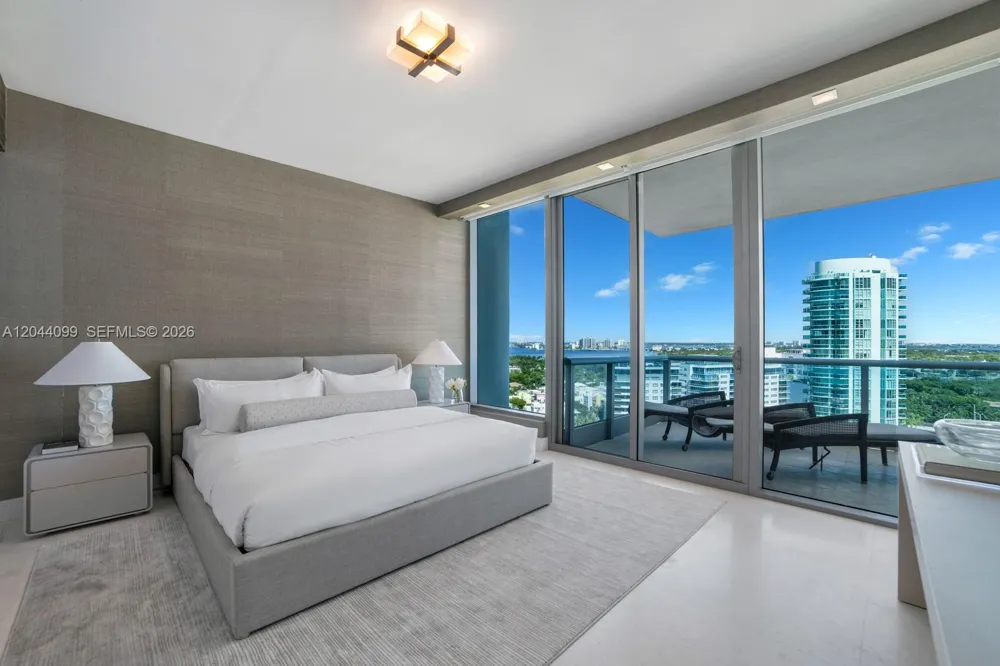 5959 Collins Ave #1804/1805 Miami Beach, FL 33140