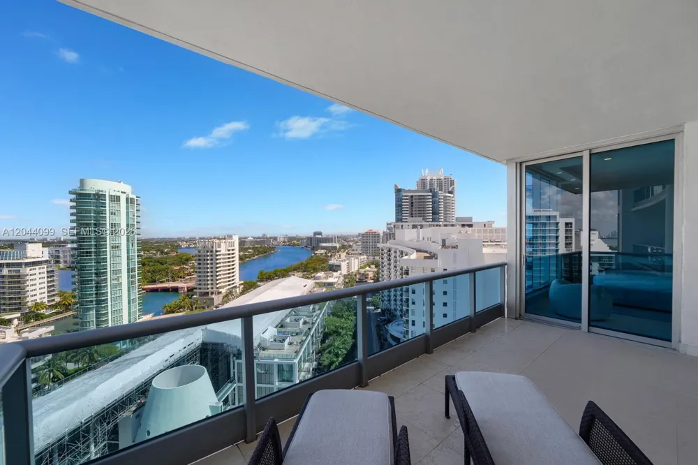 5959 Collins Ave #1804/1805 Miami Beach, FL 33140