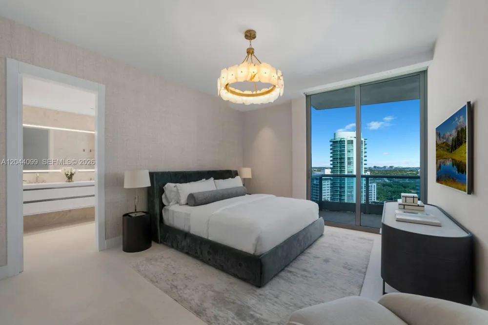 5959 Collins Ave #1804/1805 Miami Beach, FL 33140