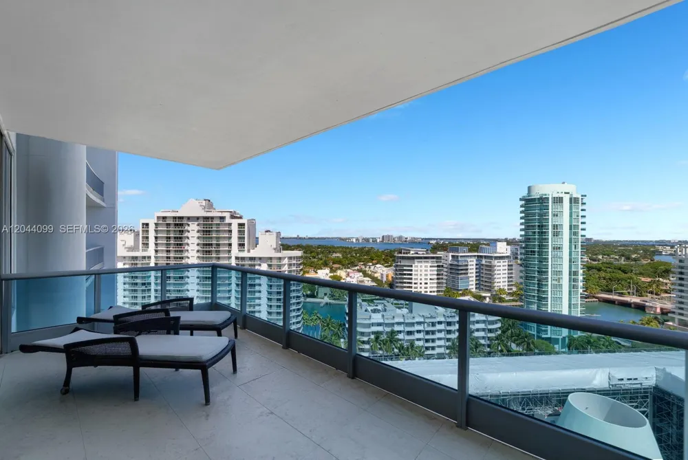 5959 Collins Ave #1804/1805 Miami Beach, FL 33140