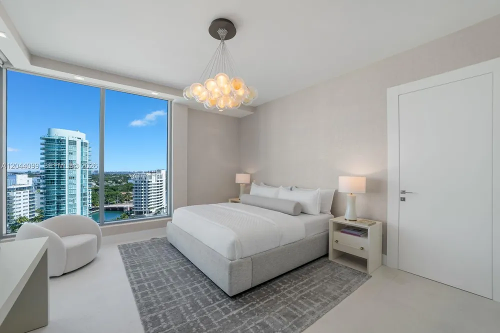 5959 Collins Ave #1804/1805 Miami Beach, FL 33140