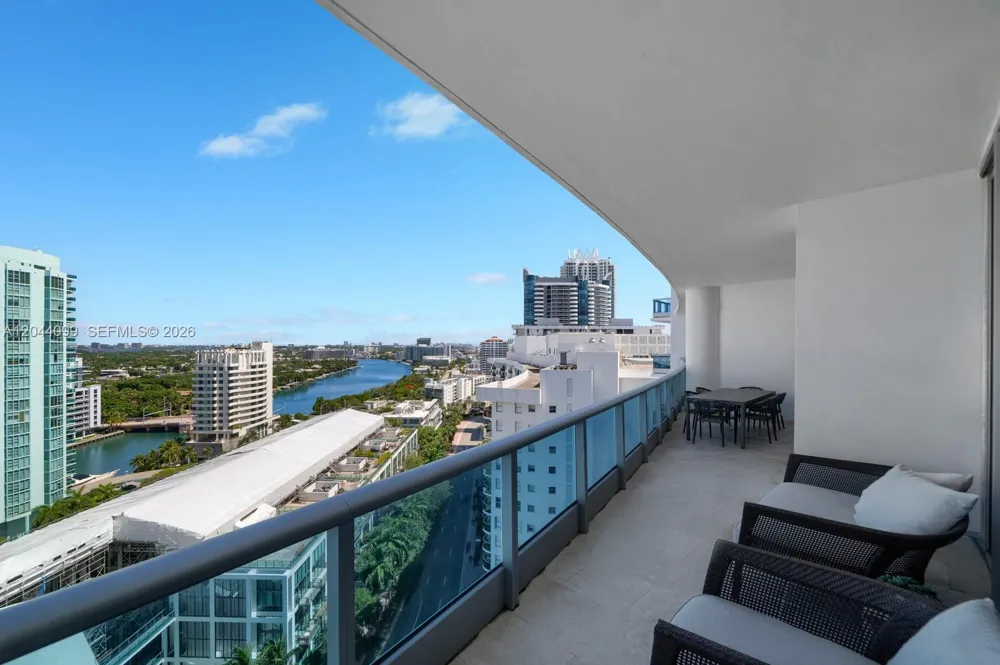 5959 Collins Ave #1804/1805 Miami Beach, FL 33140