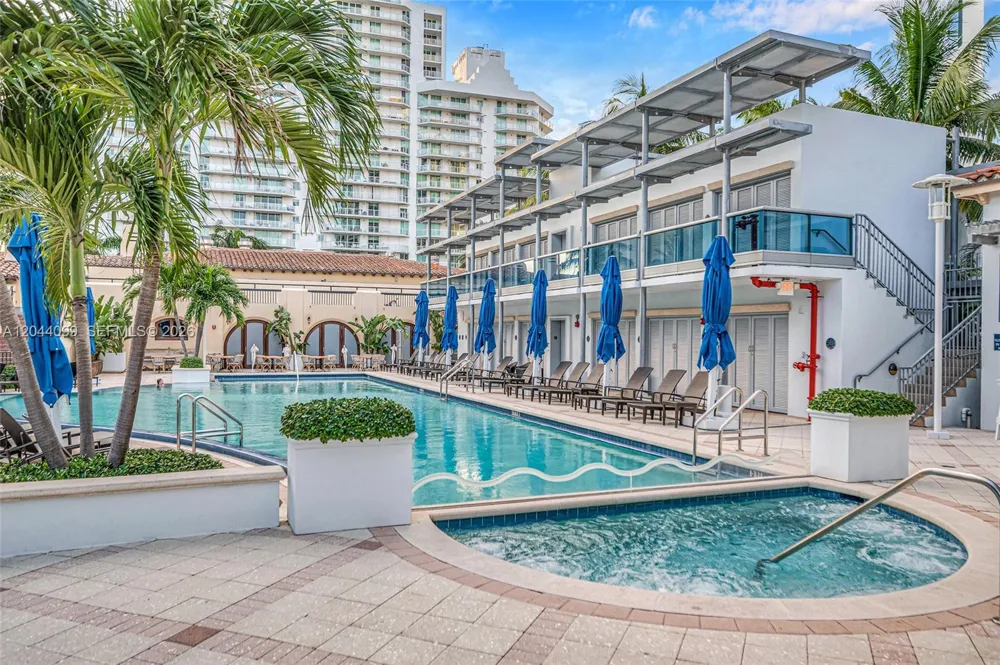 5959 Collins Ave #1804/1805 Miami Beach, FL 33140