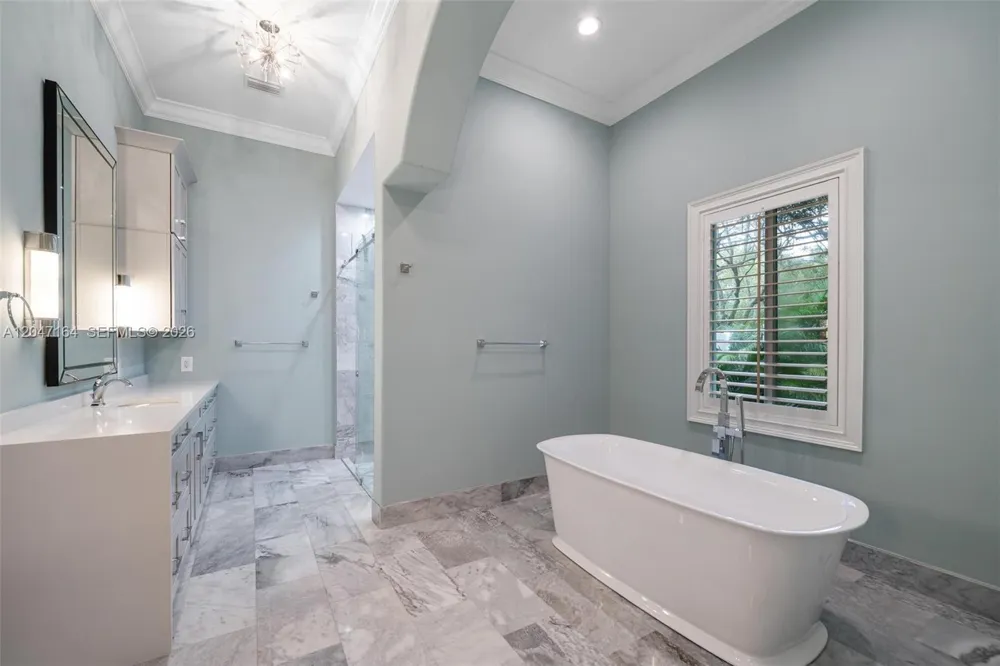 6890 SW 94th St Pinecrest, FL 33156