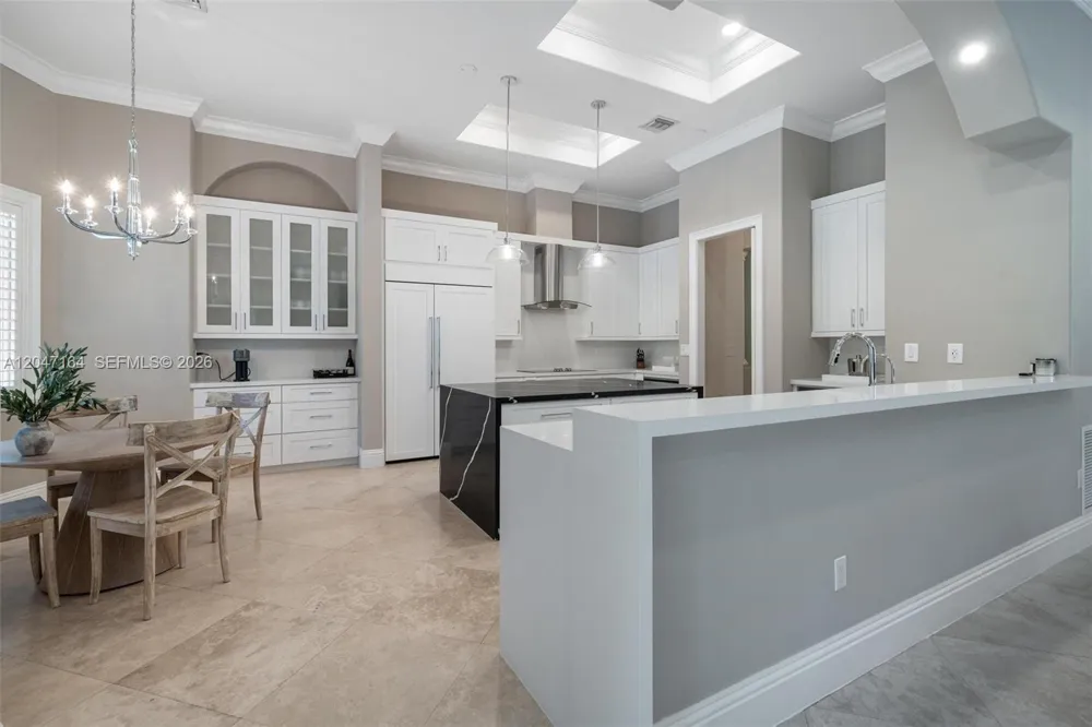 6890 SW 94th St Pinecrest, FL 33156