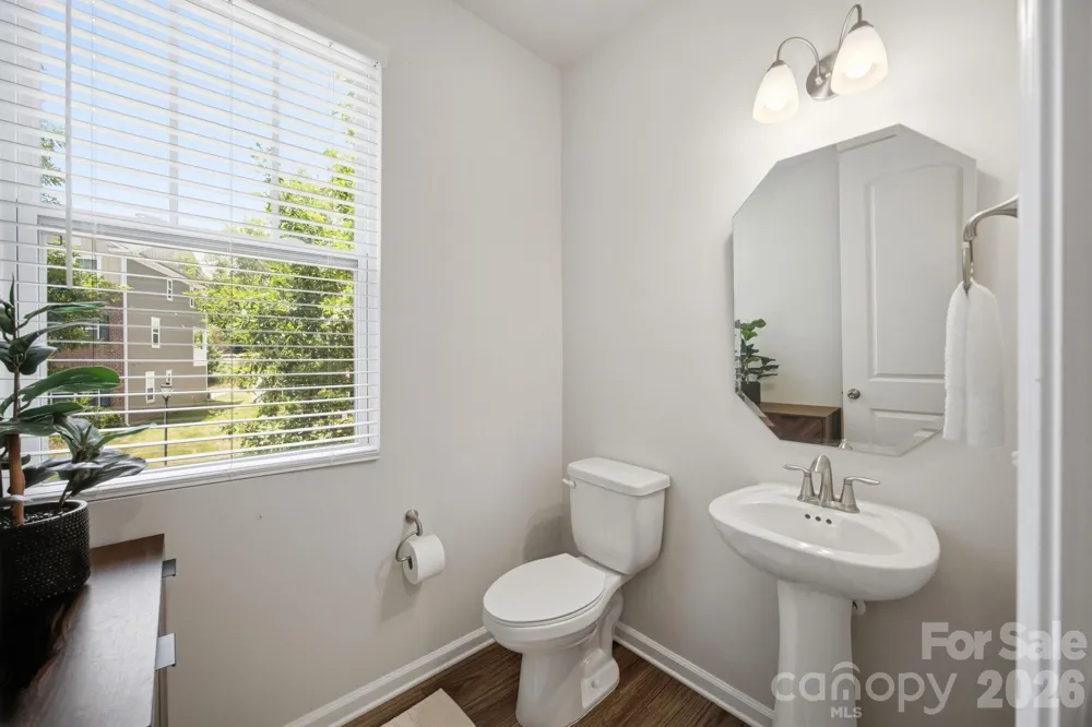 16716 Summers Walk Boulevard Davidson, NC 28036