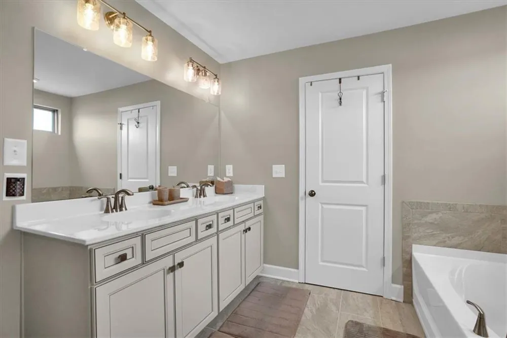 911 Gambino Trace Peachtree City, GA 30269